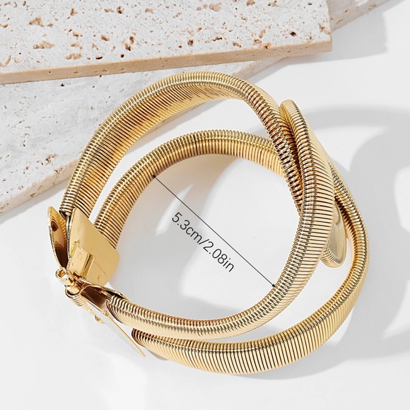 Cuff Hinged Bracelet - Picture 3 of 5